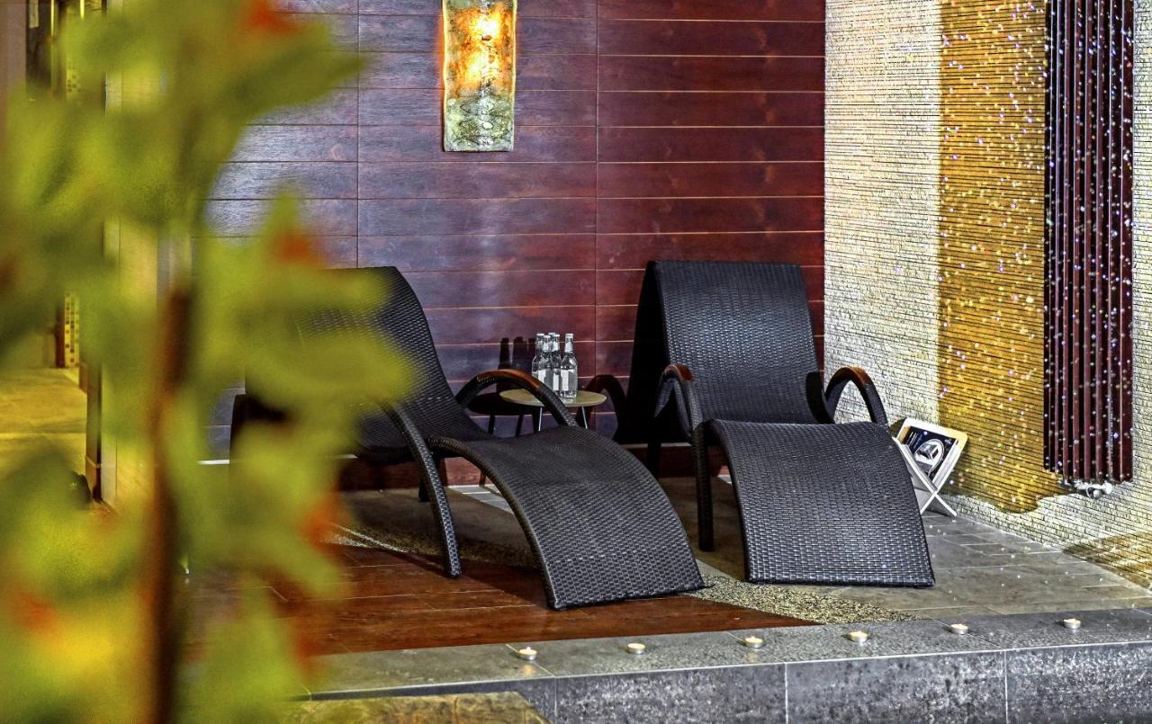 Bazuny Hotel&Spa Koscierzyna Esterno foto