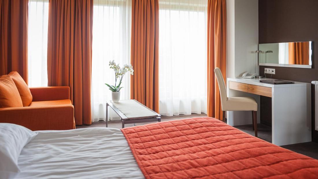 Bazuny Hotel&Spa Koscierzyna Esterno foto