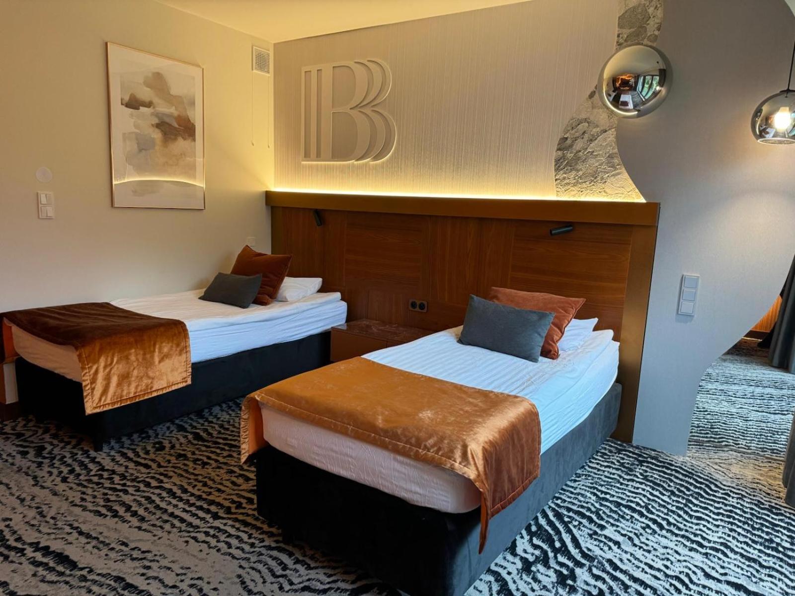 Bazuny Hotel&Spa Koscierzyna Esterno foto