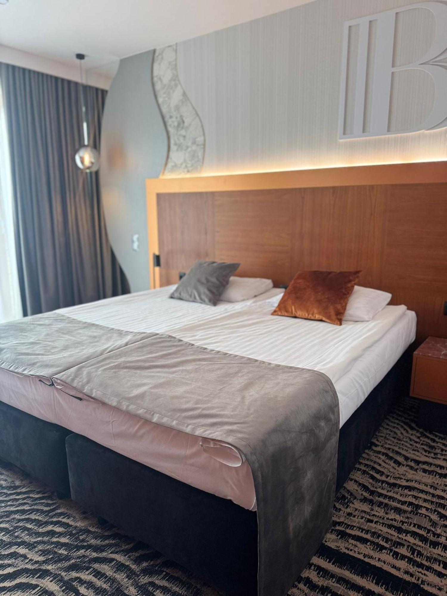 Bazuny Hotel&Spa Koscierzyna Esterno foto